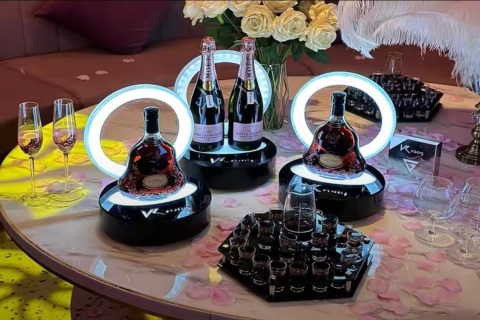 桂林豪华ktv夜场招聘当天上班生意巨好当天结薪不拖欠